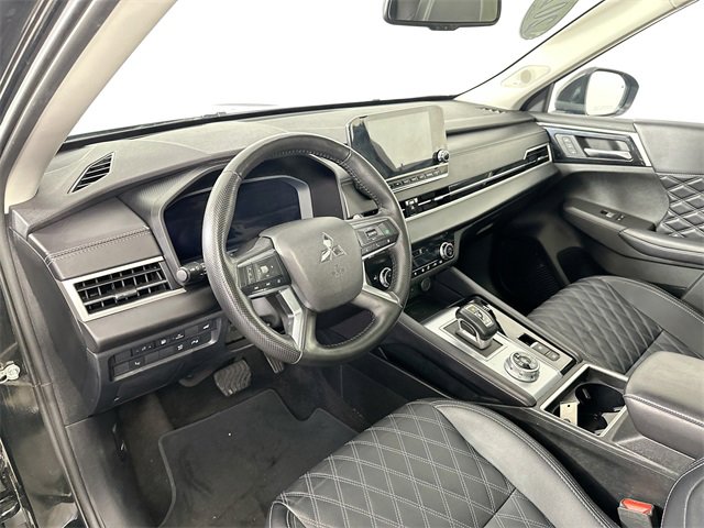 Used 2024 Mitsubishi Outlander SEL image 20