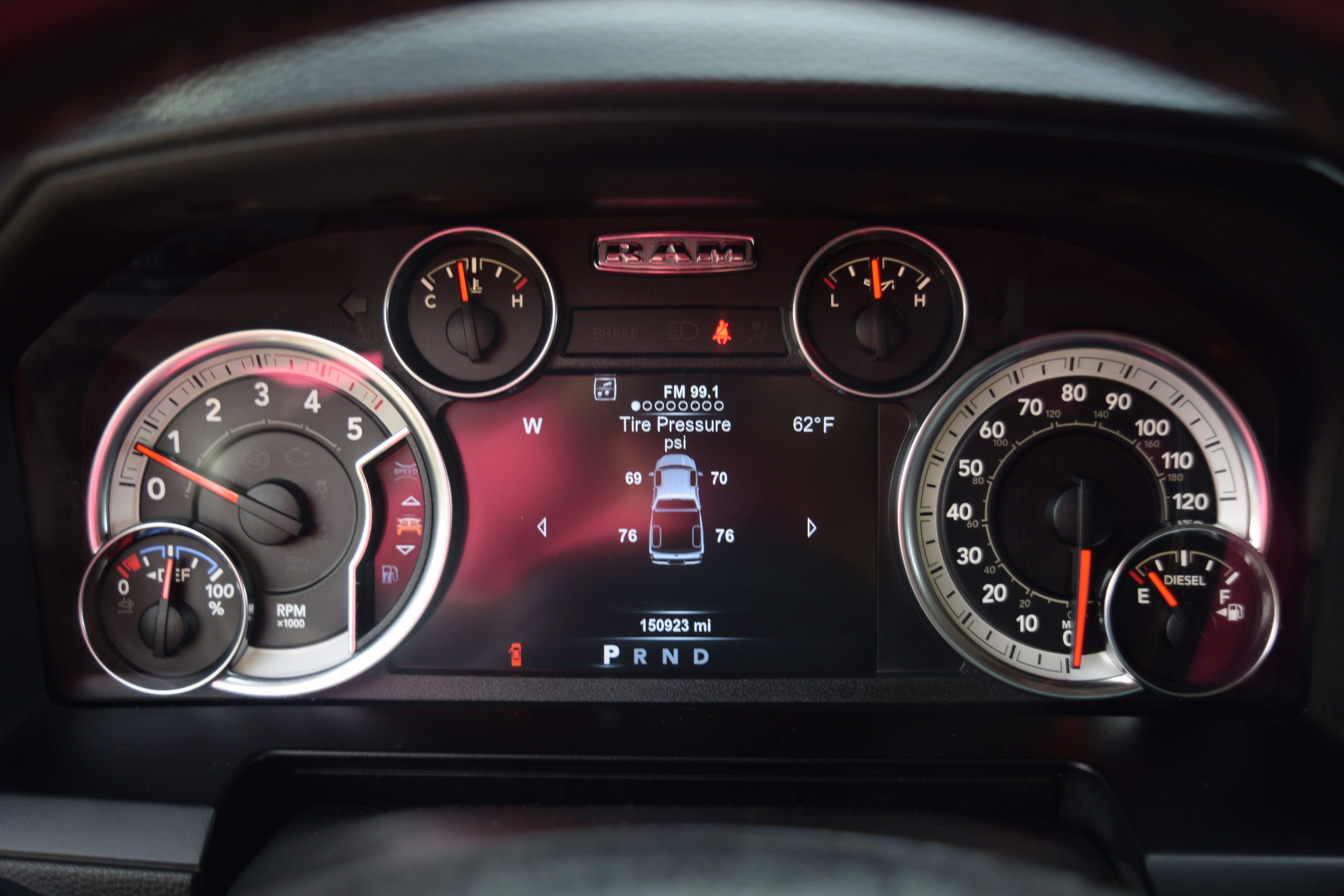 Used 2015 RAM 2500 Laramie image 3