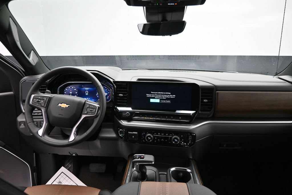 New 2026 Chevrolet Silverado 1500 High Country w/ Technology Package AWD/4WD image 14