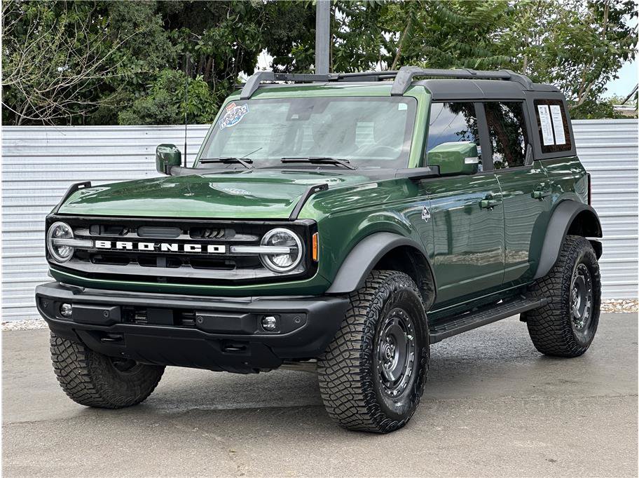 Used 2024 Ford Bronco Outer Banks AWD/4WD image 6