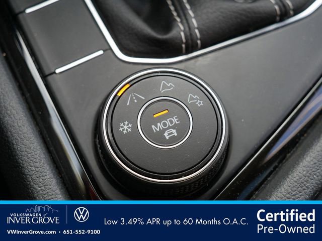 Used 2023 Volkswagen Taos SE w/ Panoramic Sunroof Package AWD/4WD image 31