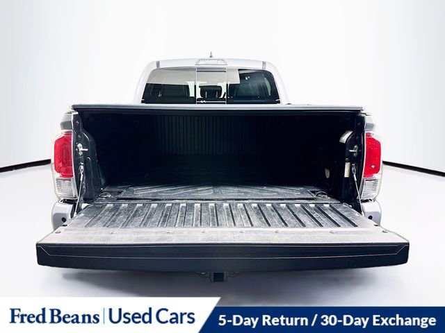 Used 2018 Toyota Tacoma Limited image 6