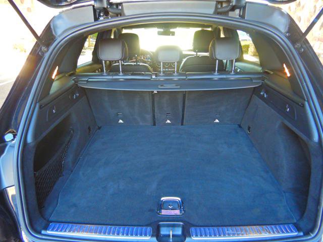 Used 2021 Mercedes-Benz GLC 300 4MATIC w/ AMG Line image 17