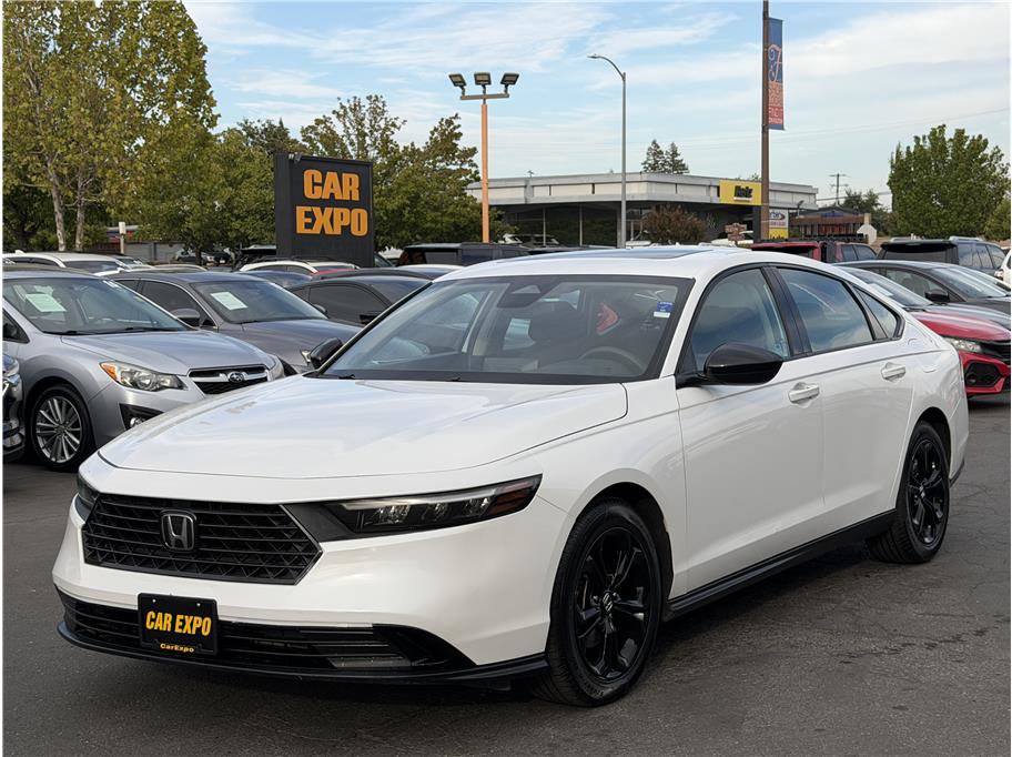 Used 2025 Honda Accord SE image 3