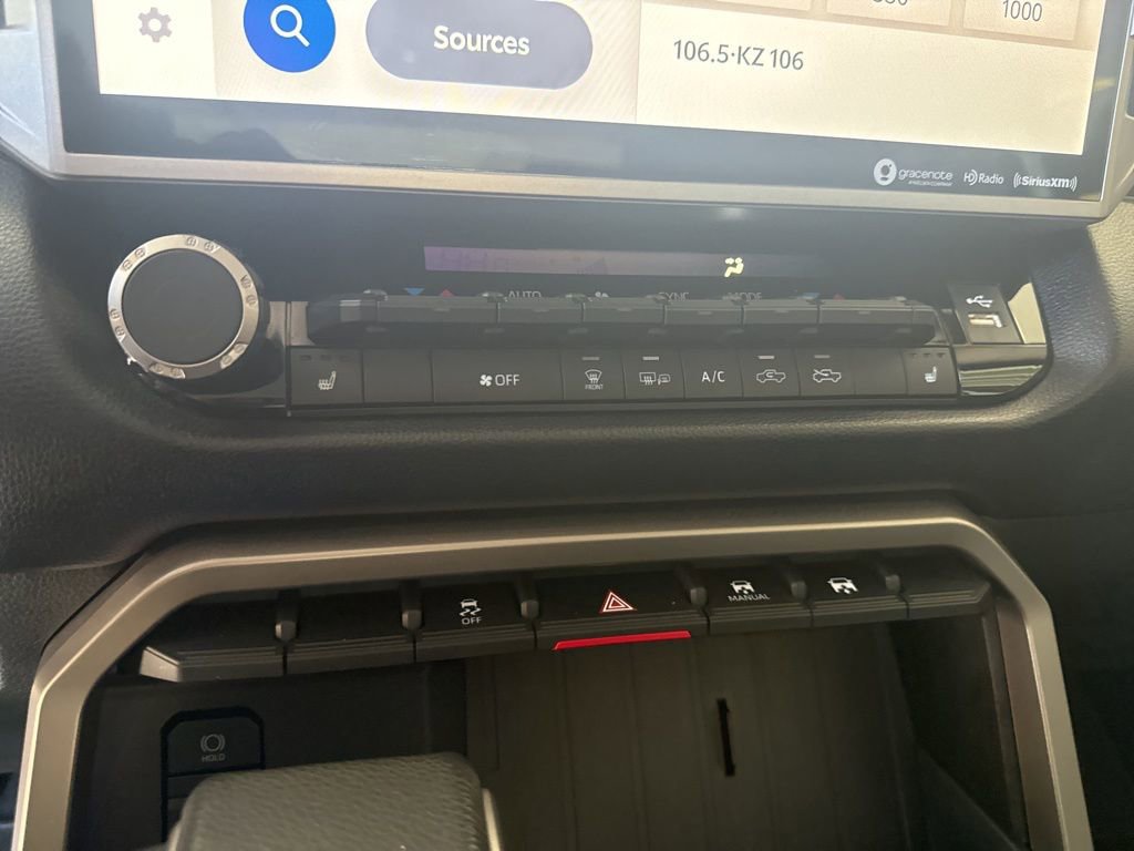 Used 2022 Toyota Tundra SR5 w/ SR5 Premium Package RWD image 13
