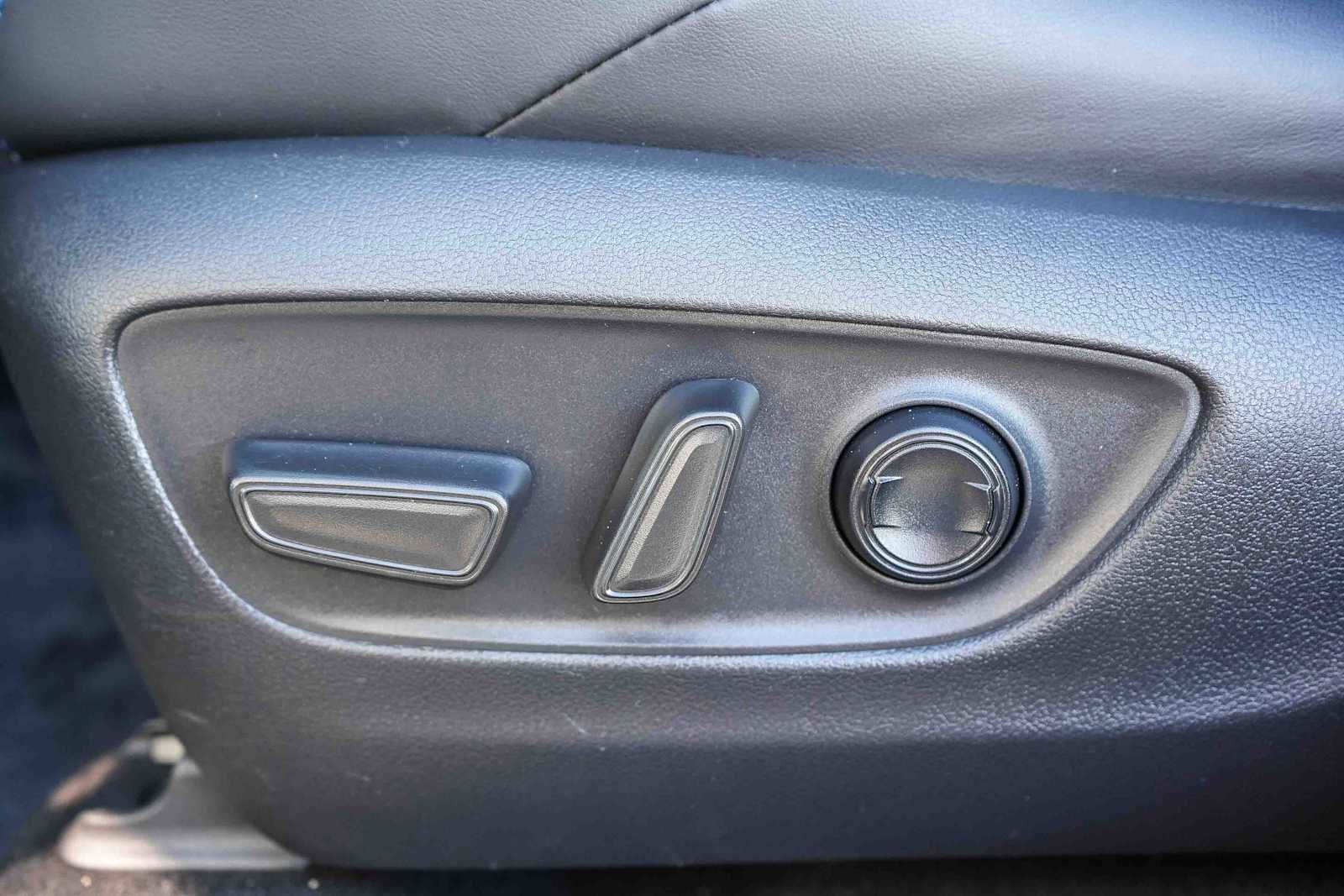 Used 2024 Toyota RAV4 XSE w/ Advanced Technology Package image 21