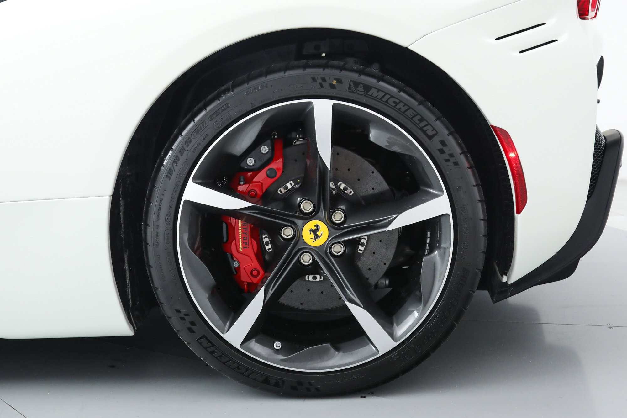 Certified 2025 Ferrari SF90 Spider image 61