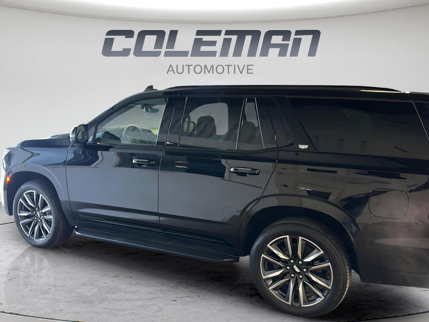 Used 2024 Cadillac Escalade Sport AWD/4WD image 8