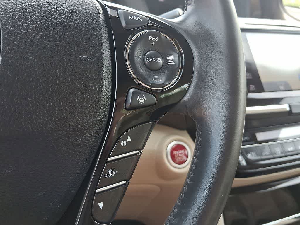 Used 2017 Honda Accord EX-L image 18