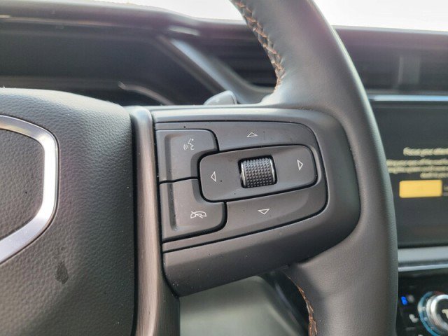 Used 2024 GMC Sierra 1500 AT4 w/ Technology Package AWD/4WD image 17