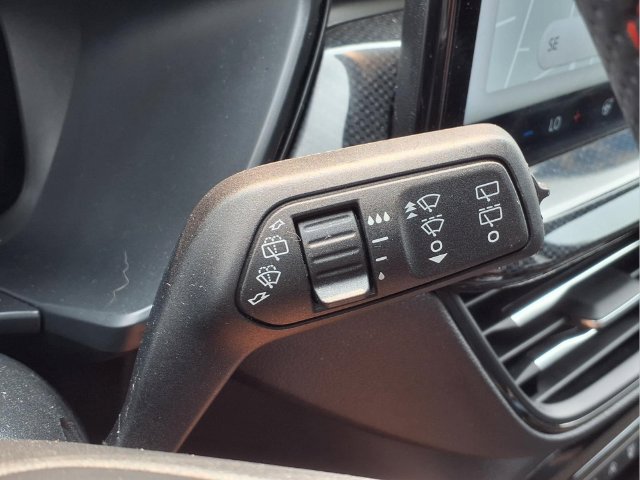 Used 2023 Ford Escape ST-Line w/ Tech Pack #1 AWD/4WD image 33