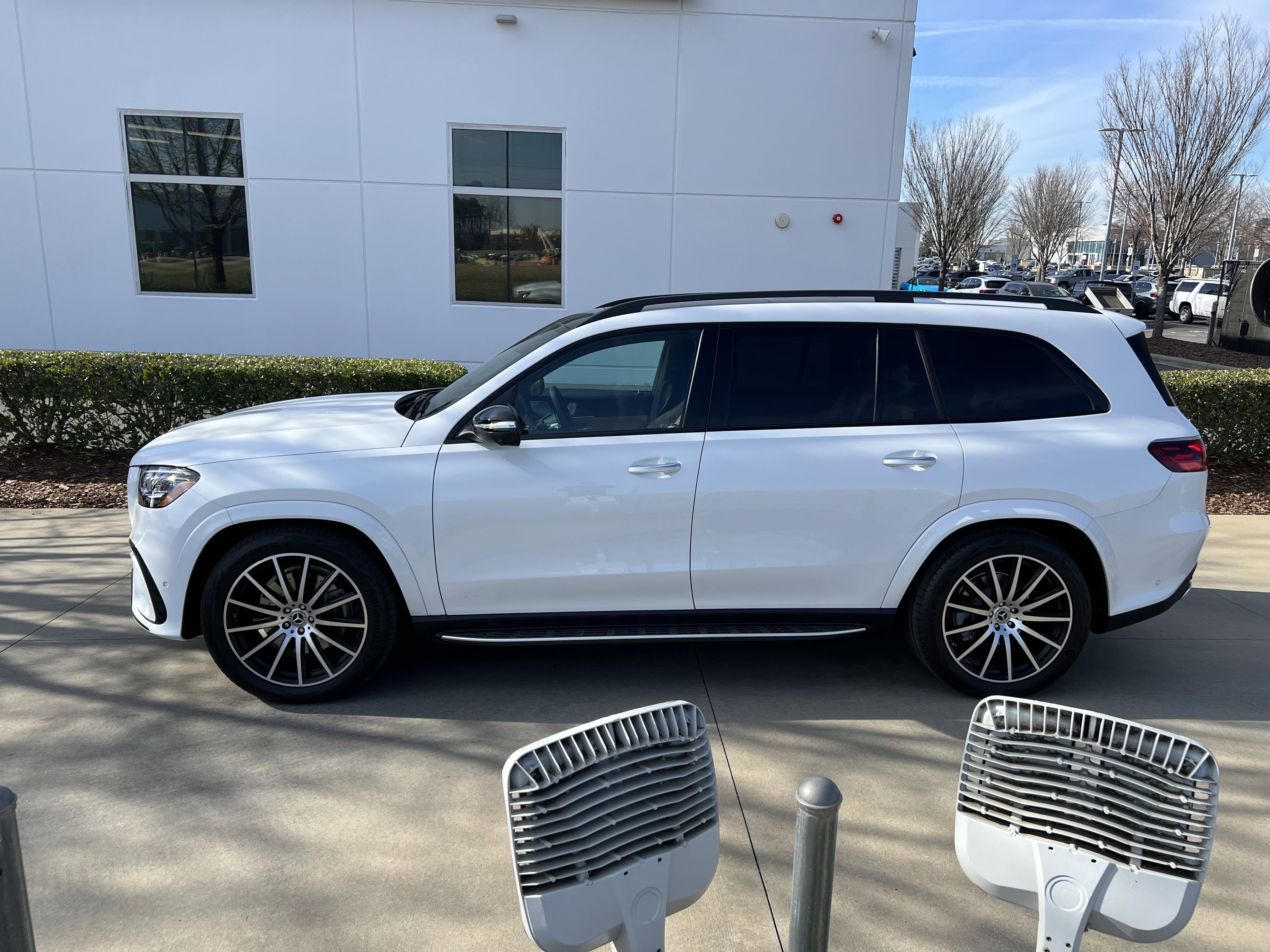 Certified 2025 Mercedes-Benz GLS 580 4MATIC image 6