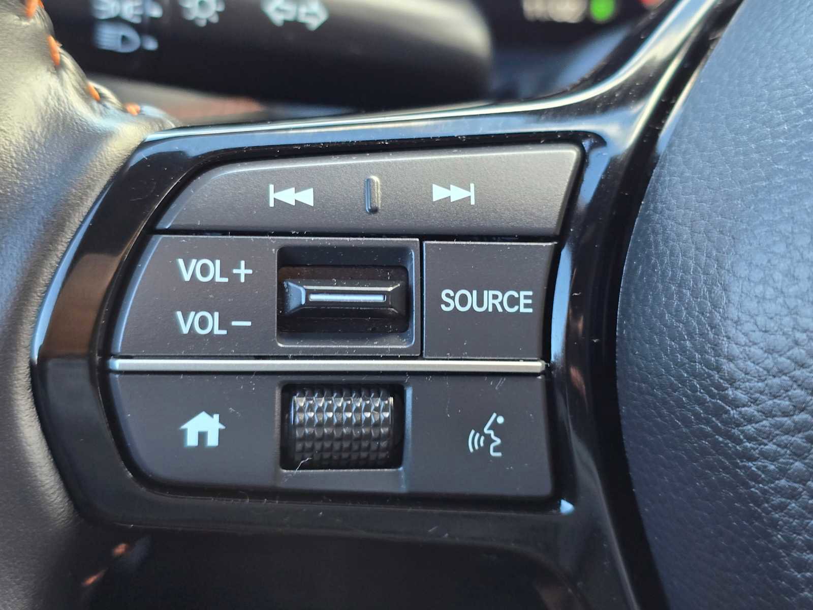 Used 2025 Honda HR-V Sport image 30