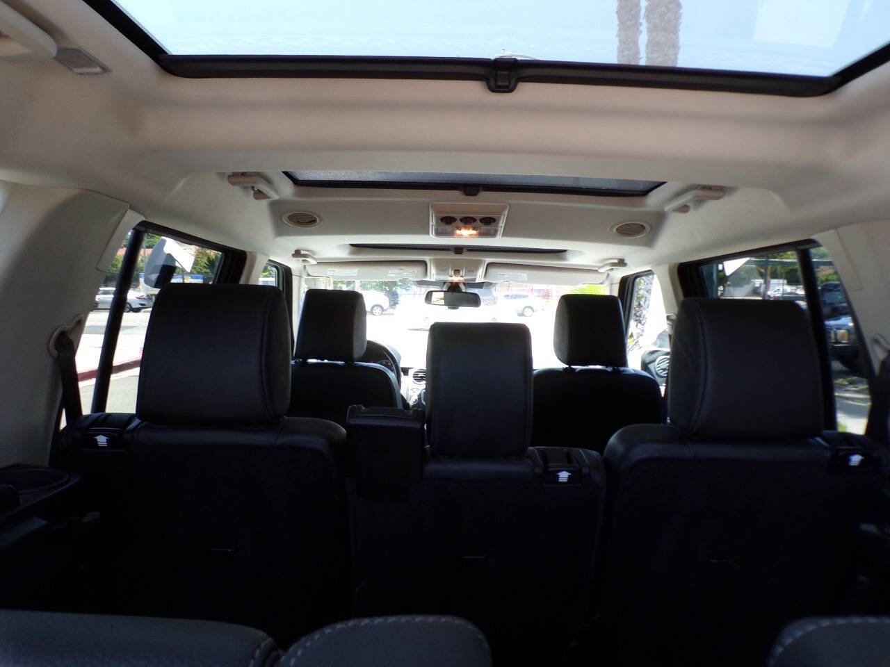 Used 2016 Land Rover LR4 HSE AWD/4WD image 18