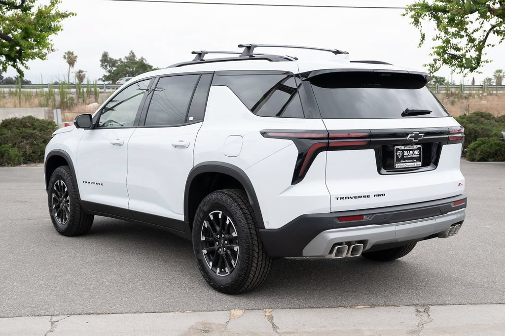 New 2026 Chevrolet Traverse Z71 w/ Enhanced Driving Package AWD/4WD image 6