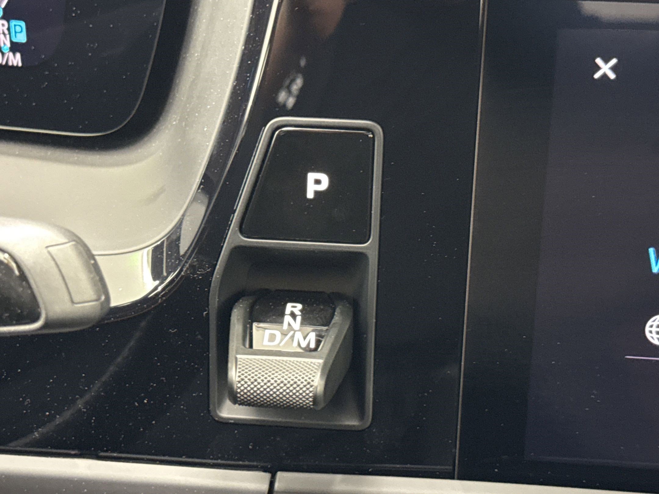 New 2025 Porsche Panamera 4 image 16