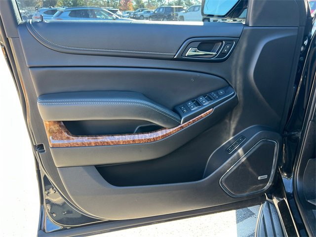 Used 2019 Chevrolet Suburban Premier image 10