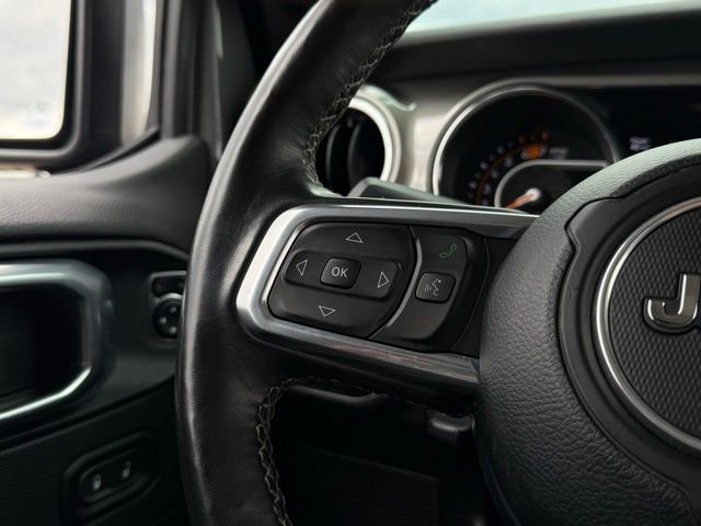 Used 2023 Jeep Wrangler Unlimited Sahara w/ Cold Weather Group AWD/4WD image 10