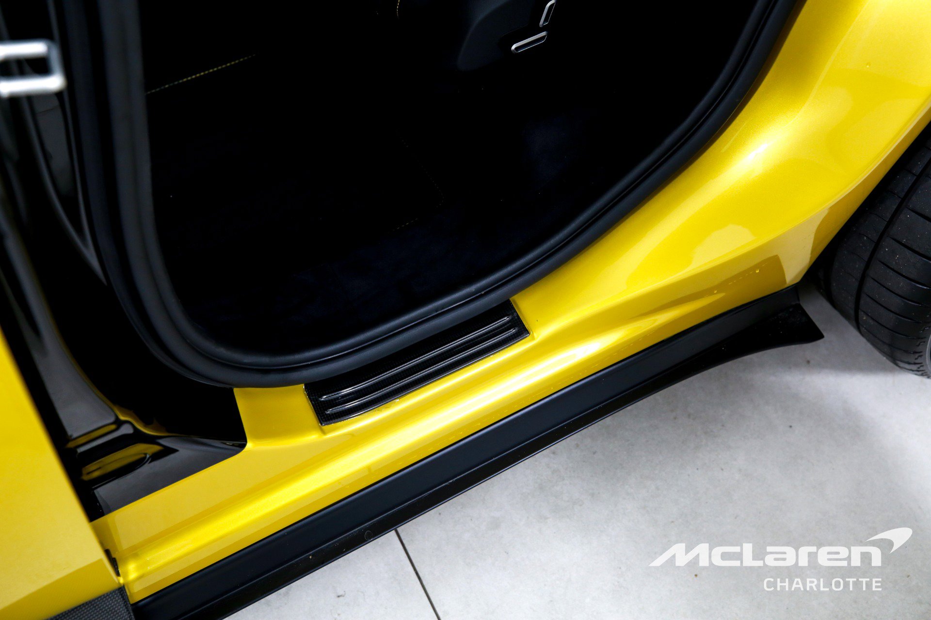 Used 2024 Ferrari Purosangue image 20