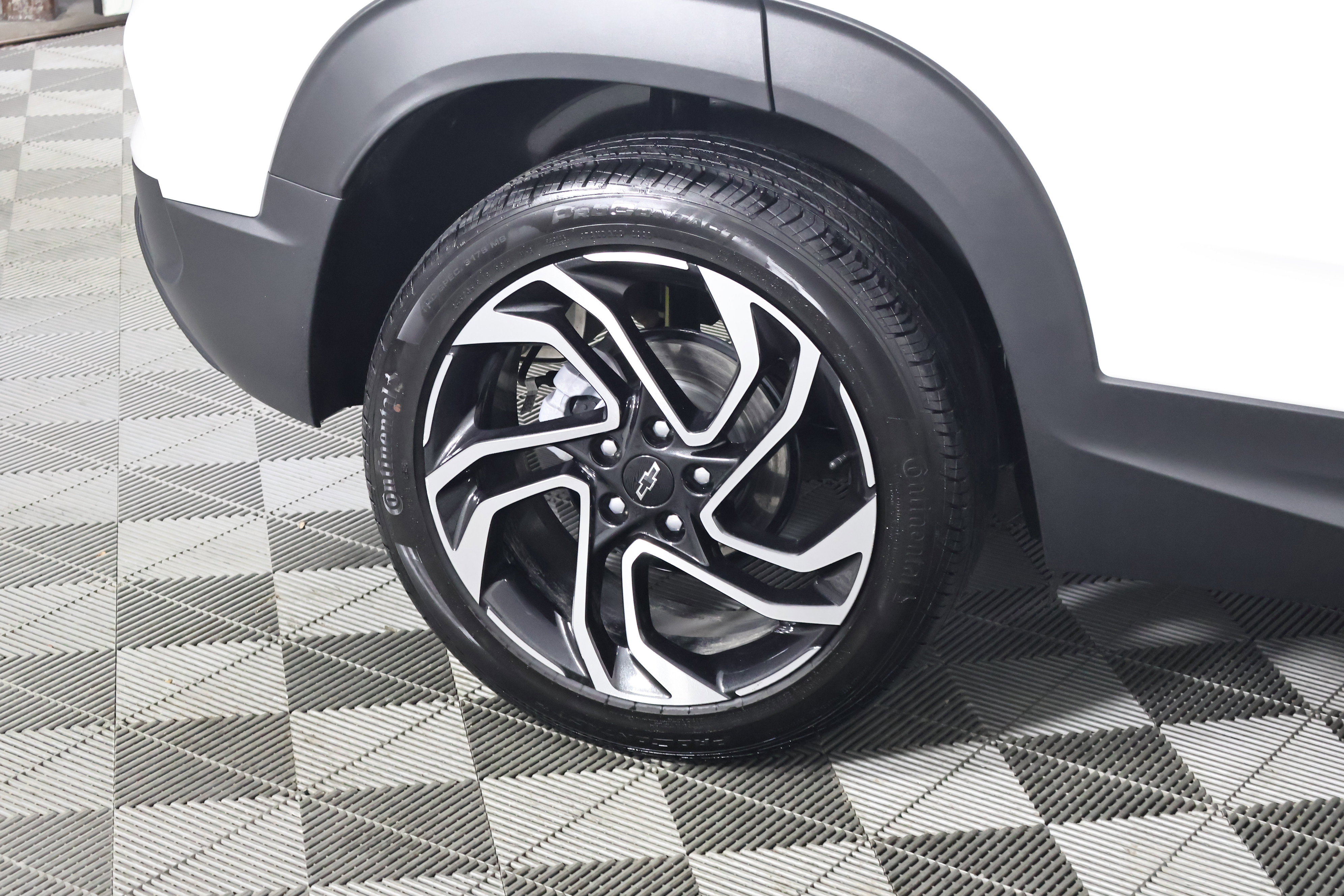 Used 2025 Chevrolet TrailBlazer RS w/ Convenience Package image 54