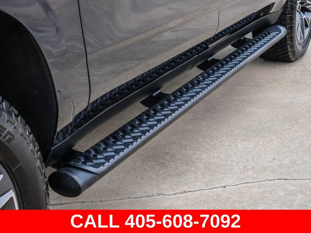 Used 2023 Chevrolet Suburban Z71 w/ Off-Road Capability Package AWD/4WD image 11