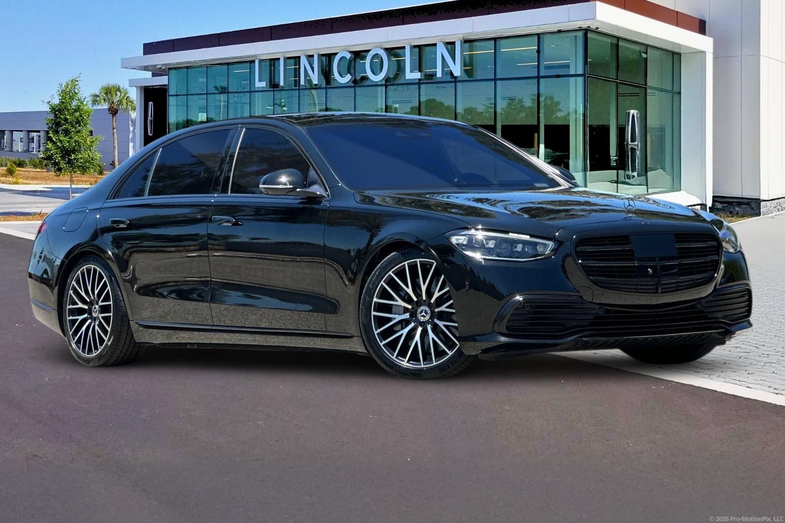 Used 2021 Mercedes-Benz S 580 4MATIC Sedan w/ Warmth & Comfort Package image 2