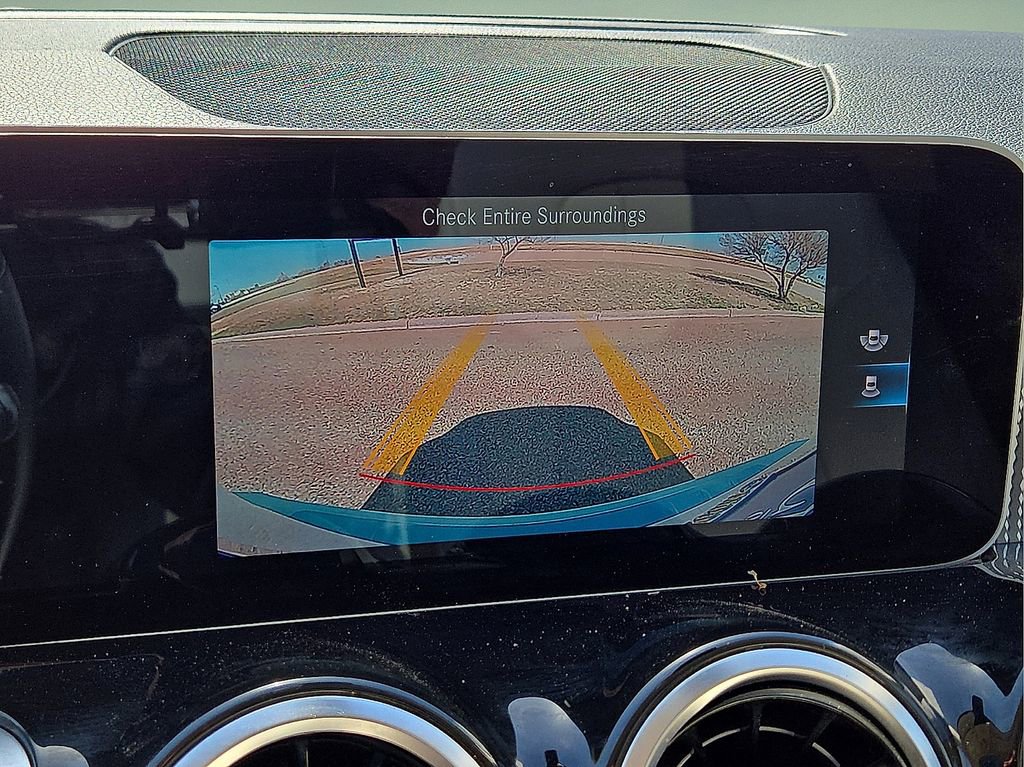 Used 2021 Mercedes-Benz GLB 250 GLB 250 image 28