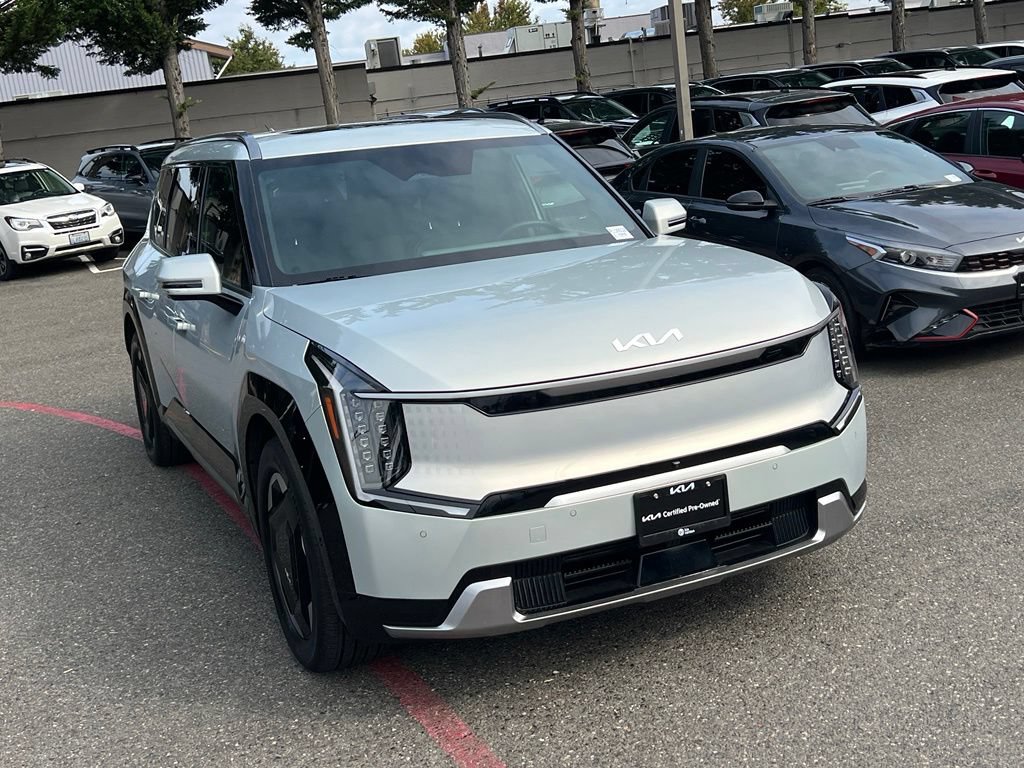 Certified 2024 Kia EV9 Land AWD/4WD image 3