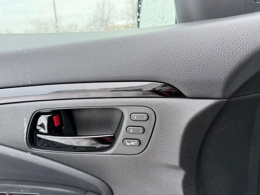 Used 2024 Honda Passport Black Edition image 25