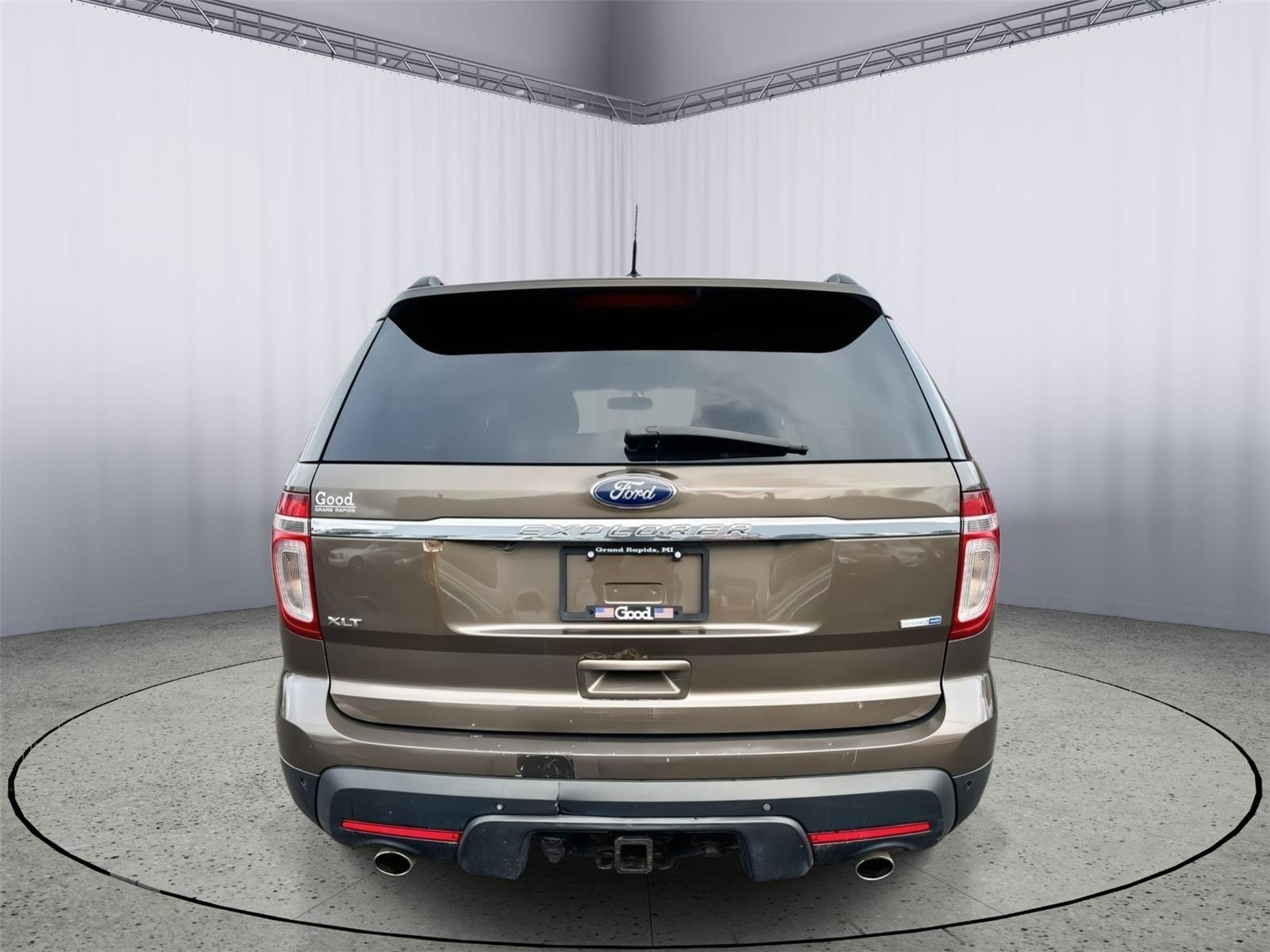 Used 2015 Ford Explorer XLT image 21