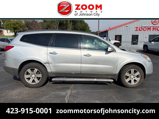 Used 2011 Chevrolet Traverse LT FWD image 1