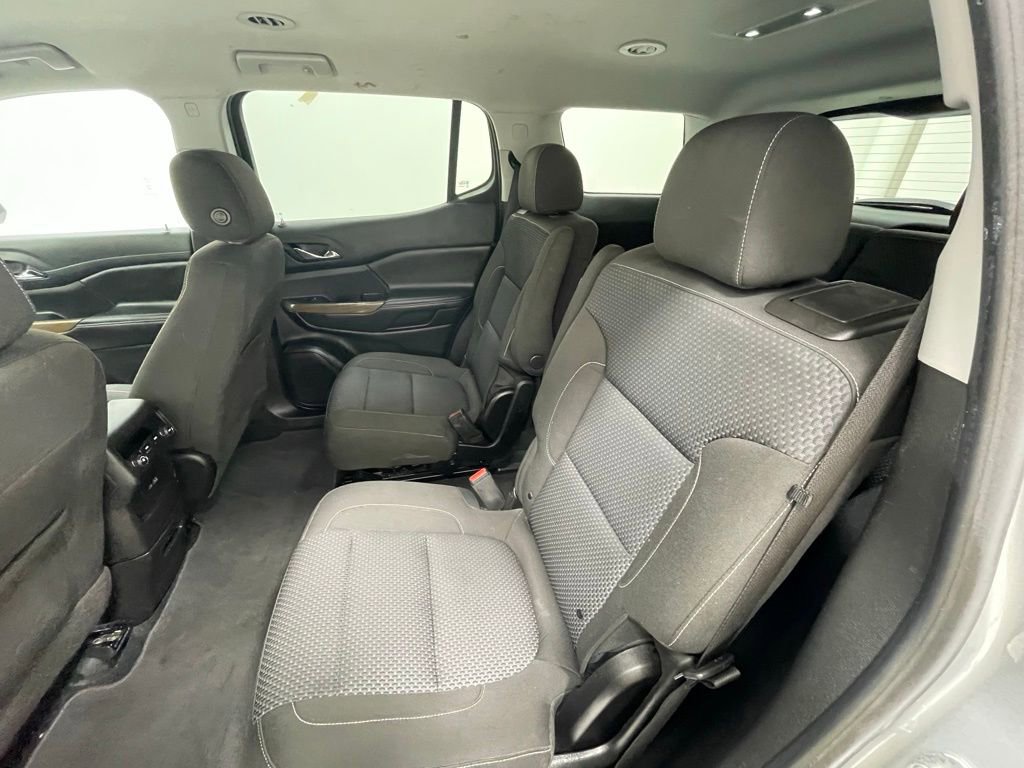 Used 2023 GMC Acadia SLE AWD/4WD image 10