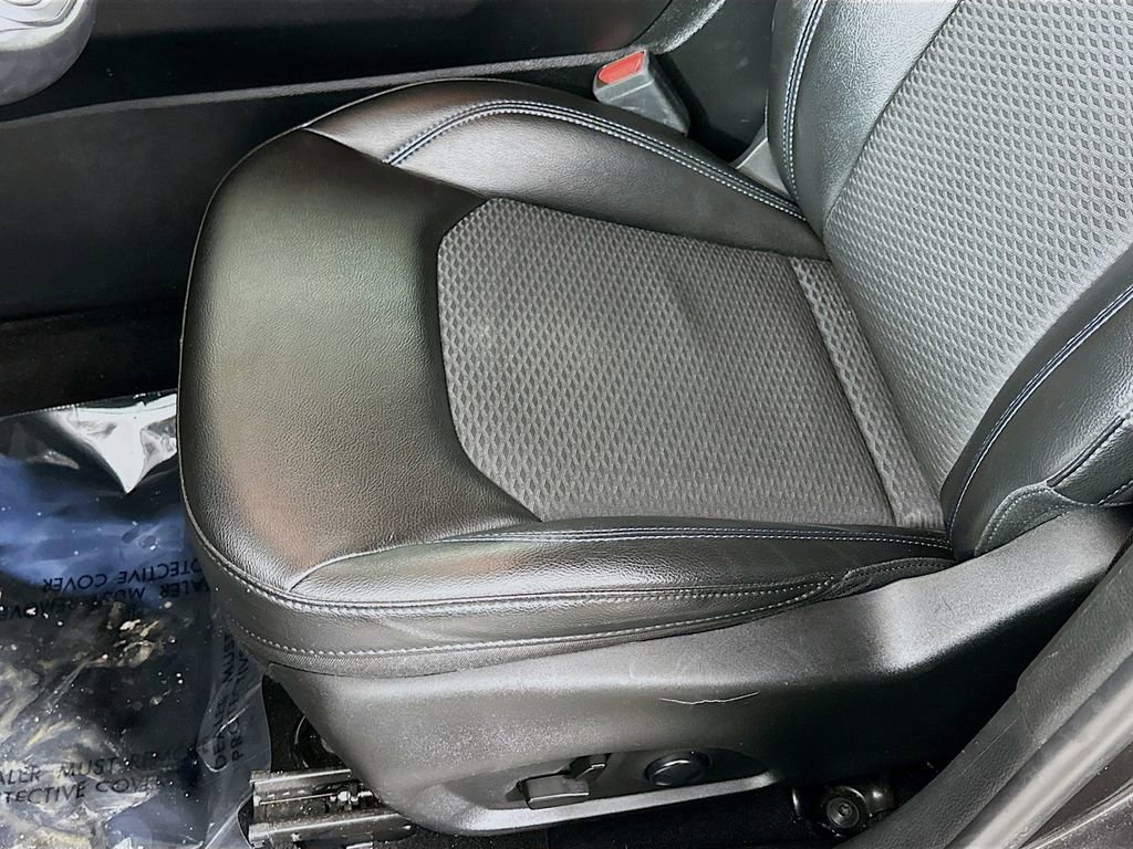 Certified 2022 Jeep Compass Latitude w/ Convenience Group image 30