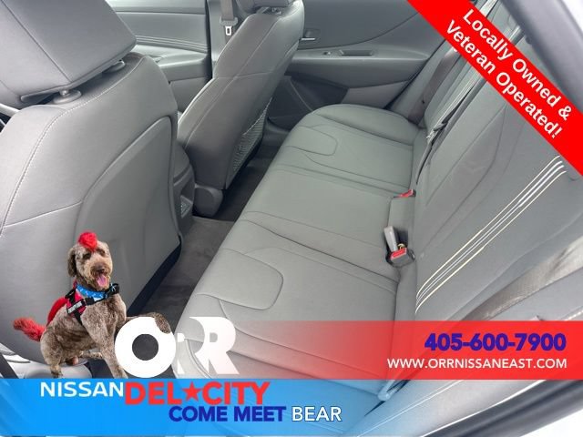 Used 2025 Hyundai Elantra SEL FWD image 10