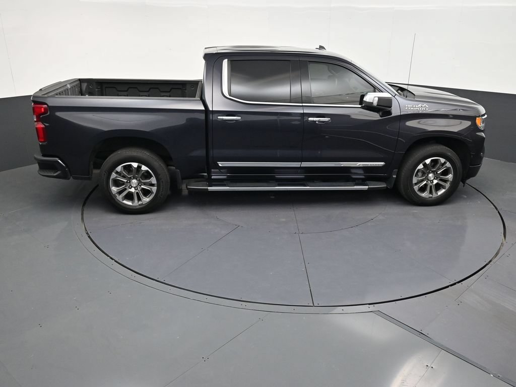 Used 2024 Chevrolet Silverado 1500 High Country w/ Technology Package RWD image 17