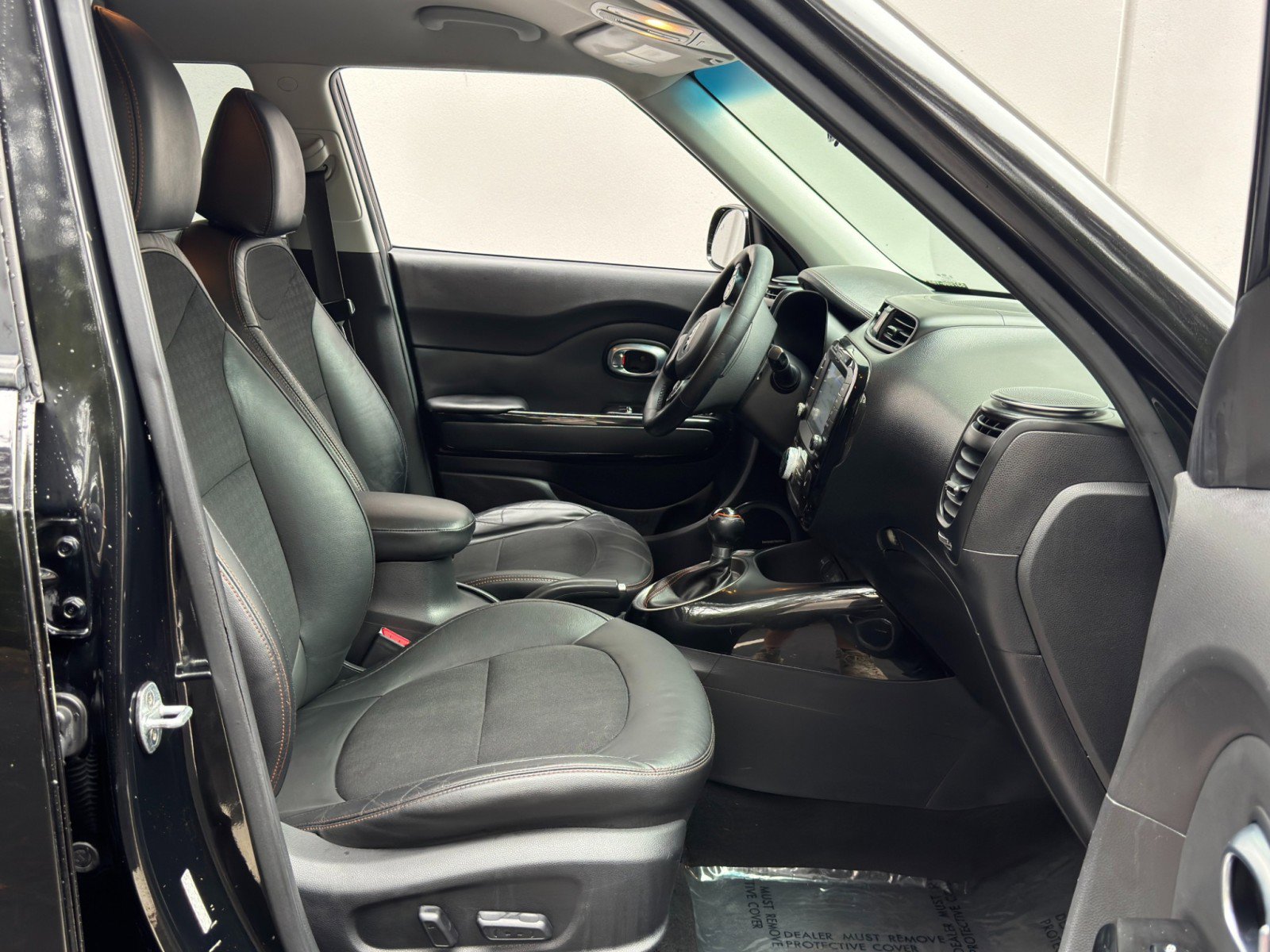 Used 2018 Kia Soul ! w/ Tech Package FWD image 14