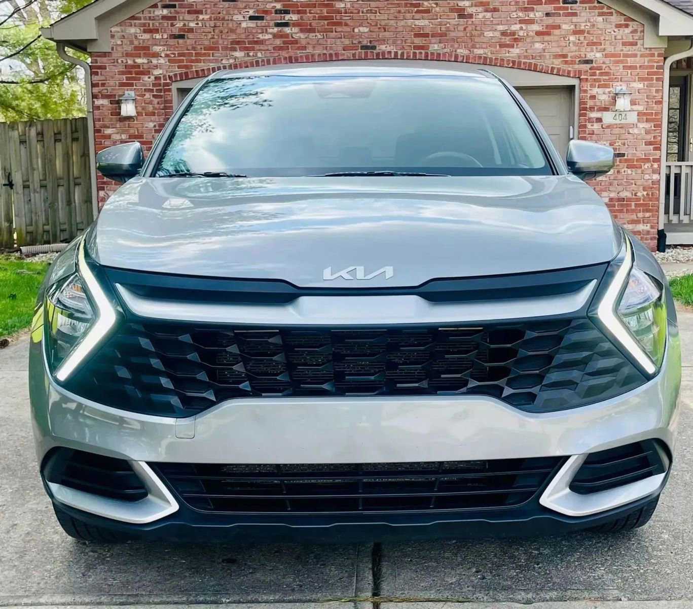 Used 2023 Kia Sportage LX image 11