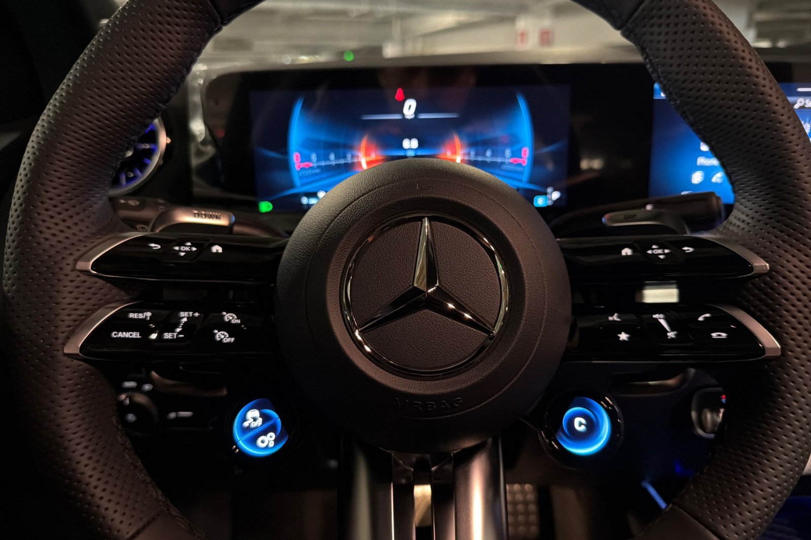New 2026 Mercedes-Benz GLA 35 AMG 4MATIC image 22