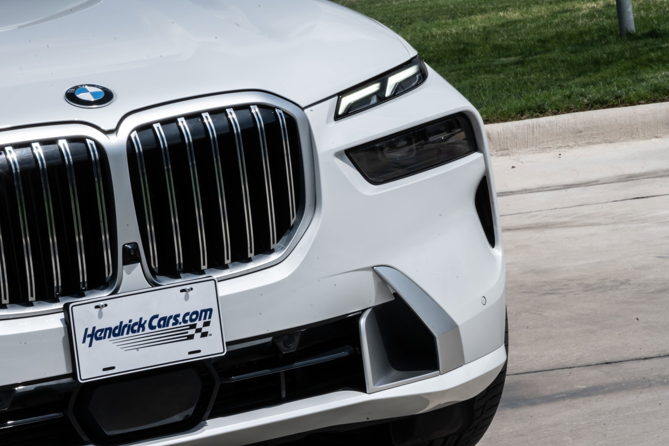 Certified 2024 BMW X7 xDrive40i image 10