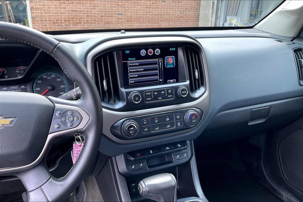 Used 2015 Chevrolet Colorado Z71 AWD/4WD image 6