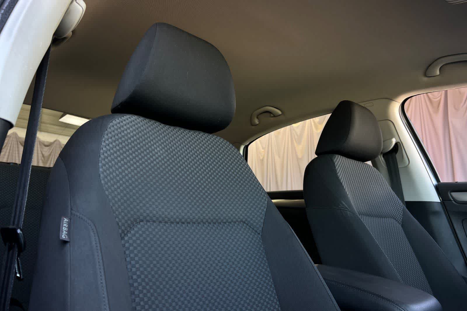 Used 2012 Volkswagen Passat 2.5 S FWD image 18