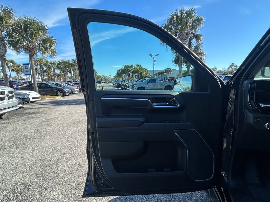 Used 2025 GMC Sierra 1500 SLT image 28