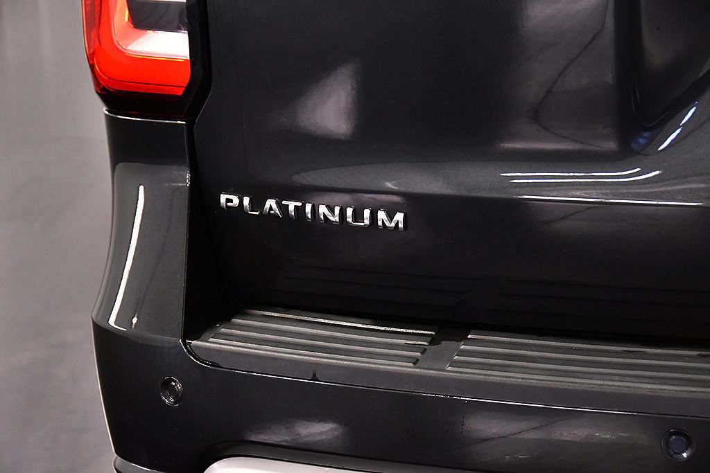 Used 2023 Ford Expedition Platinum AWD/4WD image 10