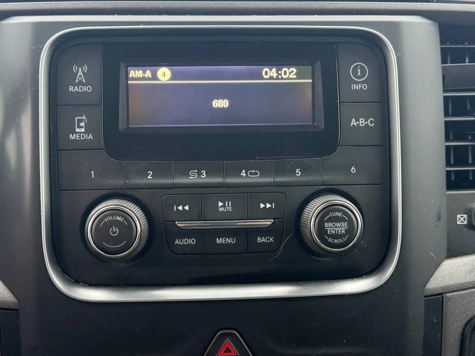 Used 2018 RAM 1500 SLT image 23