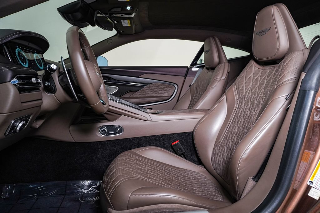 Used 2024 Aston Martin DB12 Coupe RWD image 20