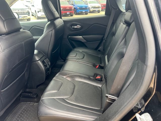 Used 2019 Jeep Cherokee Limited image 17