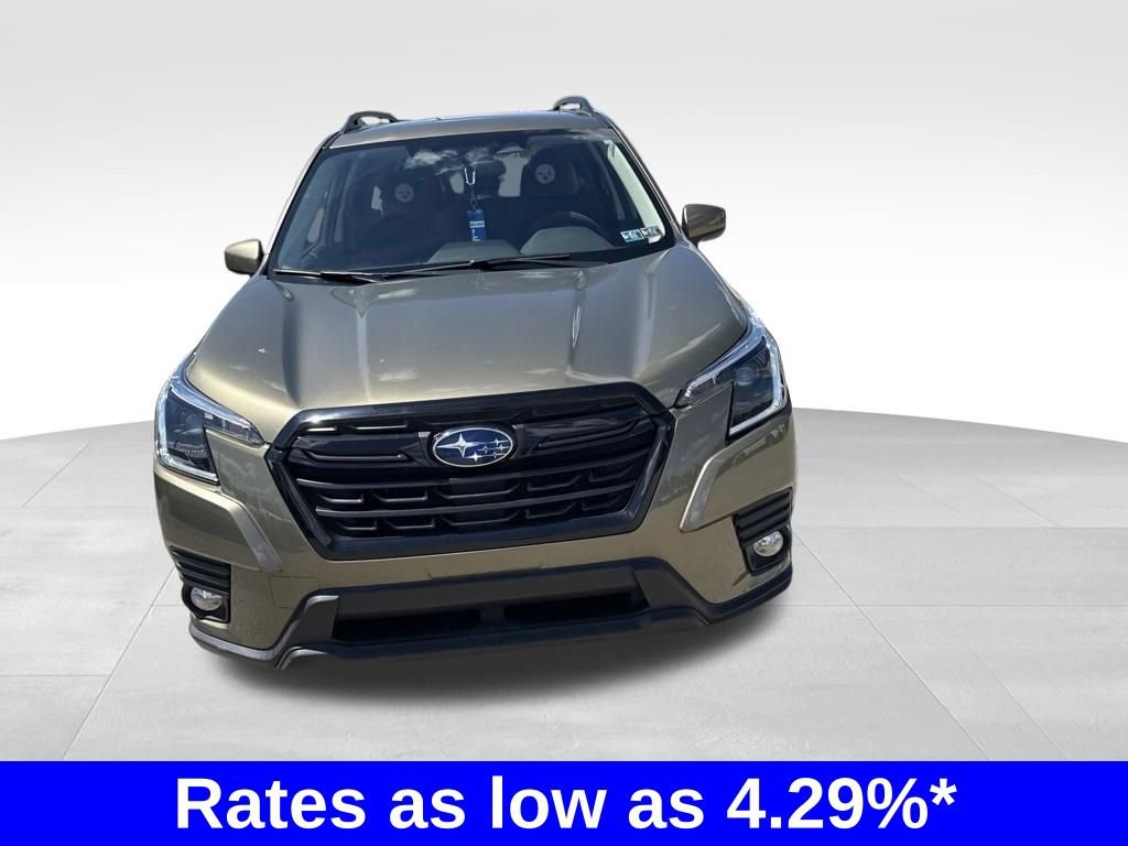 Used 2023 Subaru Forester Premium AWD/4WD image 10