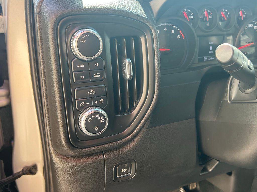 Used 2022 GMC Sierra 1500 Pro w/ Fleet Convenience Package image 32