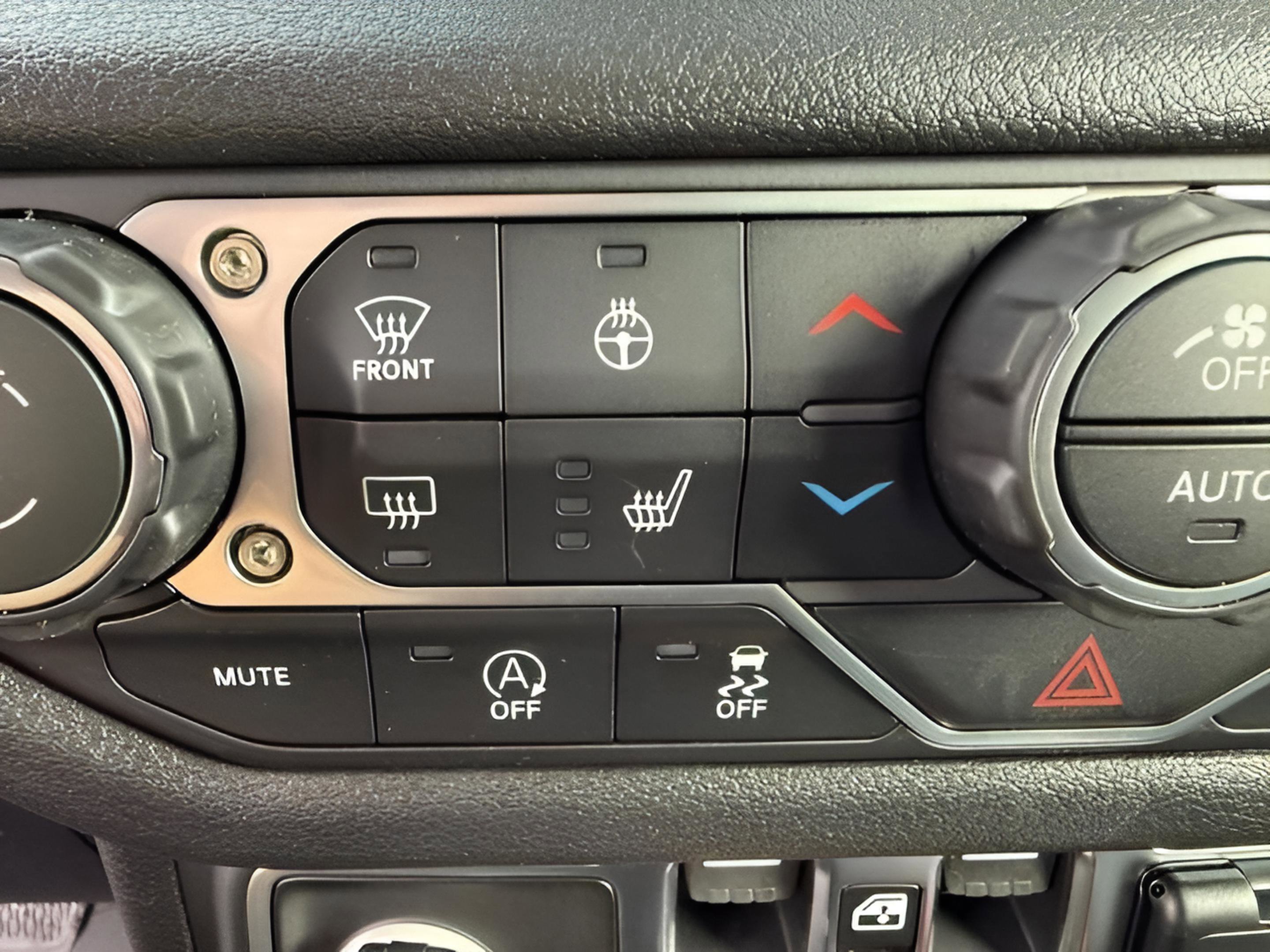 New 2026 Jeep Gladiator Sport image 23