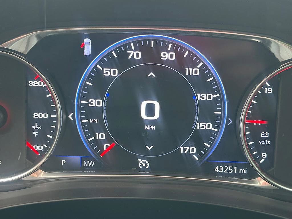 Used 2023 Chevrolet Traverse High Country w/ LPO, Floor Liner Package image 19